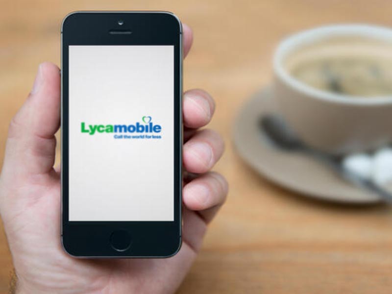 what network does lycamobile use